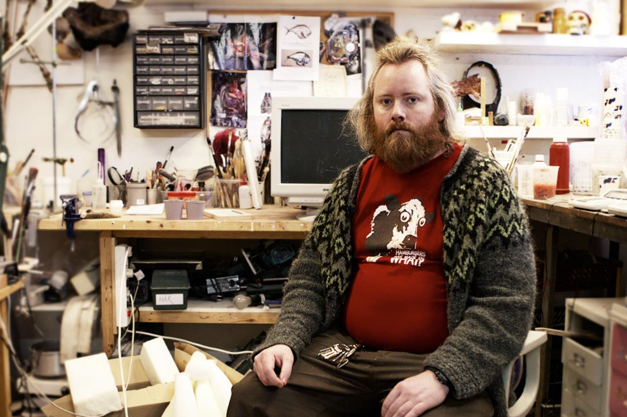 Stefán Jörgen í verkstæði sínu